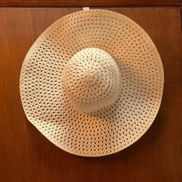 Accessories - Womens Sun Hat